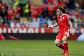 To keep it fresh, try the long hair on top with sides undercut. Gareth Bale S Barnet Got Stick He Looked Like Tarzan Says Joe Ledley Daily Mail Online