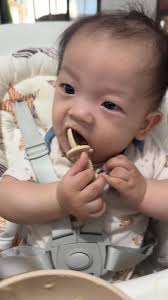 Day 2: Sweet potato + mama's milk = baby's happy tummy!”