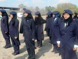 مقتطفات حفل تخرج ٦ دورات الفرد الإساسي بمركز تدريب الحرس الوطني بالرياض الحفل برعاية اللواء الركن / فيصل بن مقعد بن ربيعان قائد مركز تدريب الحرس الوطني. Ø´Ø±ÙˆØ· ØªØ¬Ù†ÙŠØ¯ Ø§Ù„Ø³Ø¹ÙˆØ¯ÙŠØ§Øª Ø¨Ø§Ù„Ø­Ø±Ø³ Ø§Ù„ÙˆØ·Ù†ÙŠ Ø¨Ø¹Ø¯ Ø´Ù‡Ø±