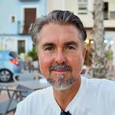 Dr. Willy Salas Sanchez, MD