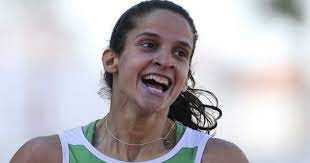 Seus recordes pessoais na modalidade são de 51,63 segundos no atletismo ao ar livre 3 e de 53,30 segundos na pista coberta, em madrid, espanha que realizou no ano de 2016. Velocista Portuguesa Catia Azevedo Apurada Para Os Jogos Olimpicos
