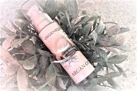 This oil has cleansing properties without taking away any natural oils on the body. Argan Oil For Hair Growth Benefits Uses On 4c Hair Loving Kinky Curls