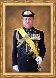 Hrh sultan ibrahim ibni almarhum sultan iskandar had historically proclaimed bandar maharani as the johor royal town on 24 november 2012, in conjunction with the celebration of his birthday on 22 november 2012. Dymm Sultan Johor
