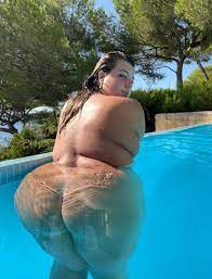 Leila Lewis - Free nude pics, galleries & more at Babepedia