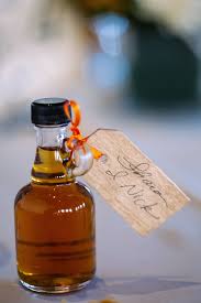 Personal Maple Syrup Wedding Favors Perfect For A Fall New England Wedding Or Fall Canadi Wedding Favors Fall Creative Wedding Favors Halloween Wedding Favors