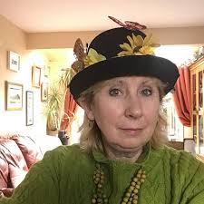 Sharing Dull Hobbies and Interests in the Dull Women's Club