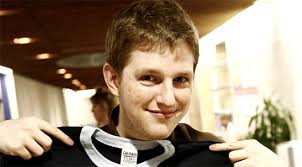 Top Young Entrepreneurs Making Money Online