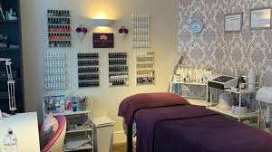 Ausbildung in münchen zur fachkosmetikerin, visagistin und kosmetische fußpflegerin. Kayleigh S Beauty Room 52 Richardson Crescent Cheshunt Fresha