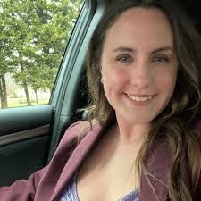 Kasey Richardson's Instagram, Twitter & Facebook