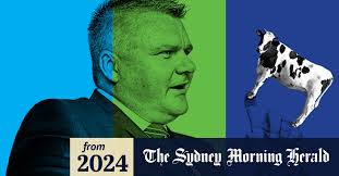 Milk for sale: Fonterra and other big cheeses behind Australia's shrinking  dairy industry