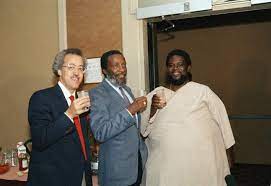 To convert any value in pounds to ounces, just multiply the value in pounds by the conversion factor 16. In The 1980s Dick Gregory Wanted To Cure The Very Fat Walter Hudson Became His Pet Project Flashbak