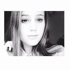 Charlotte Wiegel's Instagram, Twitter & Facebook