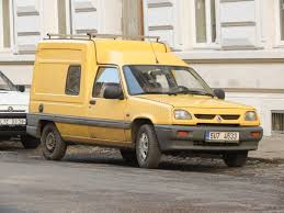 Image result for Jaune Citron 1995 Renault