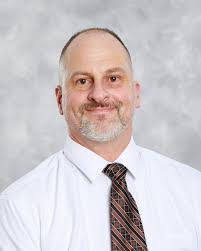 Jonathan Farley's Instagram, Twitter & Facebook