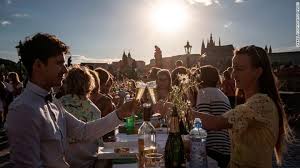 Get the recipe for turkey tacos ». Prague Celebrates End Of Coronavirus Lockdown With Mass Dinner Party At 1 600 Foot Table Cnn Travel
