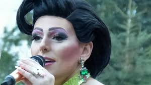 Bordesholm: Frank-Florian Heeschen tritt bei Travestie-Shows auf.