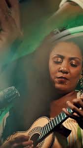 EPISÓDIO FINAL: Que a Duda Viana é uma grande artista, vocês já sabem, né?  Mas nessa entrevista ela abre o coração e compartilha detalhes do comecinho  de tudo: como começou a escrever