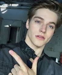 Napoleon_Yeager [ravenue]