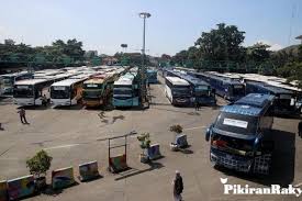 Larangan mudik diperpanjanglarangan mudik lebaranlarangan mudik lebaran 2021masa larangan mudik lebaranmudik dilarangpemerintah memperpanjang larangan mudik lebaran. Larangan Mudik Balik Diperpanjang Hingga 7 Juni Kemenhub Akan Awasi Ketat Prfm News