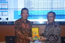 Untuk makluman tuan, jawatankuasa teknik dan pembangunan bola sepak mssd johor bahru akan mengelolakan program tersebut mengikut ketetapan berikut: Kjri Johor Bahru Malaysia Jajaki Kerjasama Dengan Undip Universitas Diponegoro