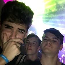 cameron derry (@cameronderry)