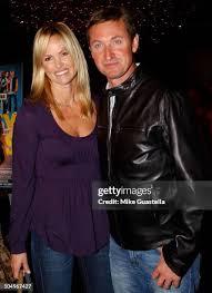 1,100 Janet Jones Gretzky Photos & High Res Pictures - Getty ...