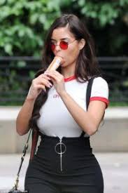 The bold model demi rose mawby has a net worth of $300 thousand. Demi Rose Instagram Who Is Demi Rose Model S Net Worth Age And