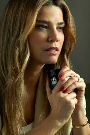 Hablamos con Juana Acosta sobre su rutina facial de noche, lo que más le  gusta de su trabajo y las mujeres que le inspiran