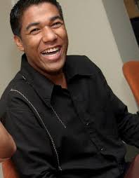 24 de agosto de 2005), conocido como kaleth morales y apodado el rey de la nueva ola fue un cantante y compositor colombiano de música vallenata que residía en la ciudad de cartagena. Hace 9 Anos La Musica Perdio A Kaleth Morales Accidente De Artistas Famosos El Universal Cartagena El Universal Cartagena