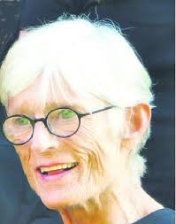 Karen Mckown's Instagram, Twitter & Facebook