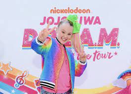 With the jojo siwa jojo?s juice game, jojo with the big bow?s fans get to answer questions to games that are featured on her youtube channel. Quiz How Well Do You Know Jojo Siwa Tigerbeat