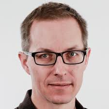 IT-sjef Gro Elin Hansen har rundt syv videomøter hver dag. Hun blir mye mer  sliten enn før.