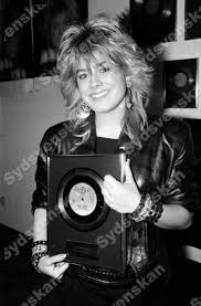 Find top songs and albums by pernilla wahlgren, including baby it's cold outside, beautiful day and more. Na151111007 Bilder I Syd