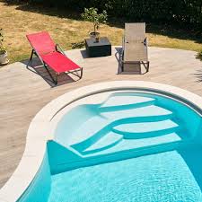 Les petits budgets qui veulent une piscine creusée pourront également investir dans une piscine en kit en béton, en bois ou en acier. Waterair Ch Home Facebook