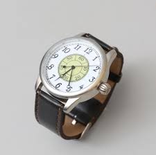 The clock should be 6 to 6.5 feet (1.8 to 2 m) above the floor. Armbandsur So Called Pilot Watch Atlas Manual 2000 Speech Clocks Watches Wristwatches Auctionet