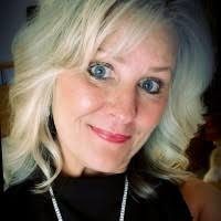 Dayana Sandy Quezada Email & Phone Number