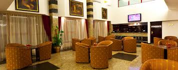 Hotel piatra mare znajduje się w ośrodku narciarskim poiana brasov, zaledwie 600 metrów od wyciągu narciarskiego bradul. Hotel Piatra Mare Poiana Brasov Romania