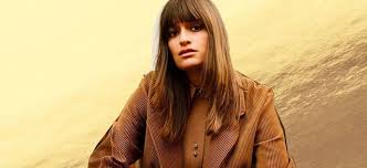 Listen to albums and songs from clara luciani. Clara Luciani Une Nouvelle Reedition De Son Album Alouette 1ere Radio Regionale De France