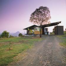 House At Cooran Gabriel Poole Rural Architecture Architecture Australian Architecture