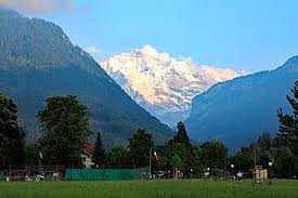 #tripaway top of interlaken harder kulm is a nice 2.5 hour hike to the top of interlaken. Interlaken Jungfraujoch Mit Den Jungfraubahnen