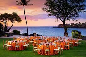 4 Impossibly Beautiful Wedding Locations In Hawaii Hawaii Wedding Packages Wedding Venues Hawaii Beautiful Wedding Location