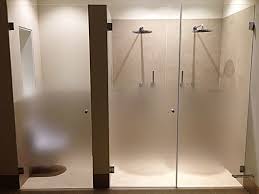 Sie nie immer zu verschwenden einige riesige bargeld und erhalten komplett neu hausrat zu können erneuern die schau. Badezimmer Einrichtung Innenausbau Mit Glas Glas Hetterich