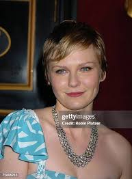 441 Mona Lisa Smile Film 2003 Stock Photos, High-Res Pictures, and Images