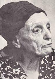 Στη συνέχεια και ο γιώργος μουαΐμης ανέβασε στην κύπρο παράσταση για την ευτυχία παπαγιαννοπούλου με πρωταγωνίστρια την αννίτα σαντοριναίου, και αυτή με επιτυχία. Eytyxia Papagiannopoyloy H Stixoyrgos Poy Tragoydh8hke Apo To Panellhnio Alla Do3asthke Katopin Eorths Lifo