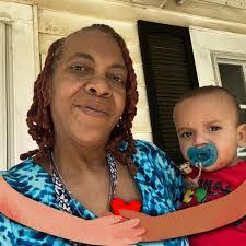 Adele Massimb's Instagram, Twitter & Facebook