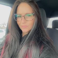 What type of food coloring is best for drip cups and can mica powder be  used in snow globes?