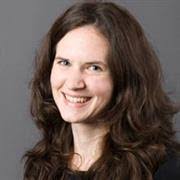 Sarah Bulmer's Instagram, Twitter & Facebook