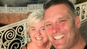 Fundraiser for Nicky Alan by Lorraine Dodder : Help Nicky get home after  tragic loss of her beloved Darren