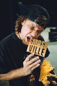 Robin Peterman's Instagram, Twitter & Facebook