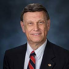 Arthur Lemke's Instagram, Twitter & Facebook